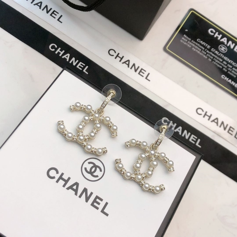 Ch**el earrings